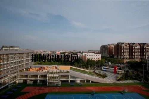 綿陽(yáng)工貿(mào)學(xué)校2020年報(bào)名條件、招生要求、招生對(duì)象