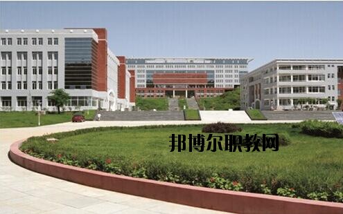 銅仁廣播電視大學(xué)中專部學(xué)校怎么樣、好不好