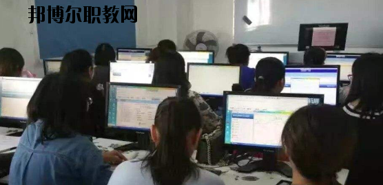 梧州機(jī)電技工學(xué)校2020年報(bào)名條件、招生要求、招生對(duì)象 