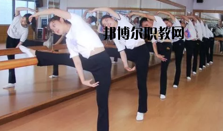 武威遠(yuǎn)博技工學(xué)校2020年學(xué)費(fèi)、收費(fèi)多少