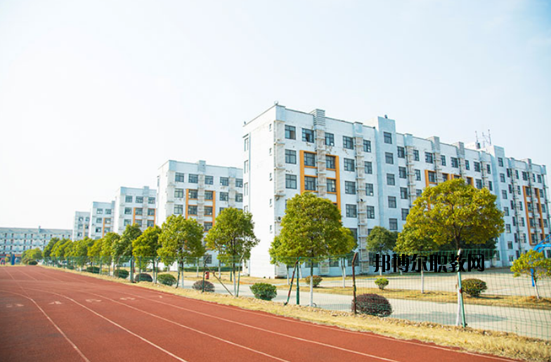 南昌運輸職業(yè)技術學校怎么樣、好不好