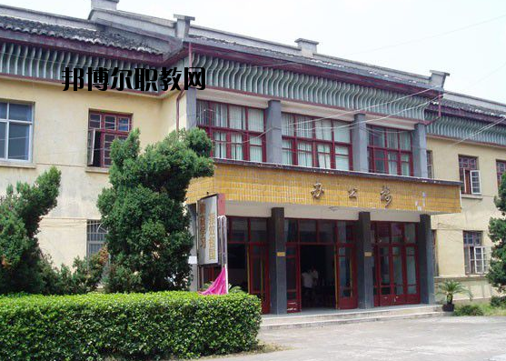 江西撫州創(chuàng)新學(xué)校怎么樣、好不好