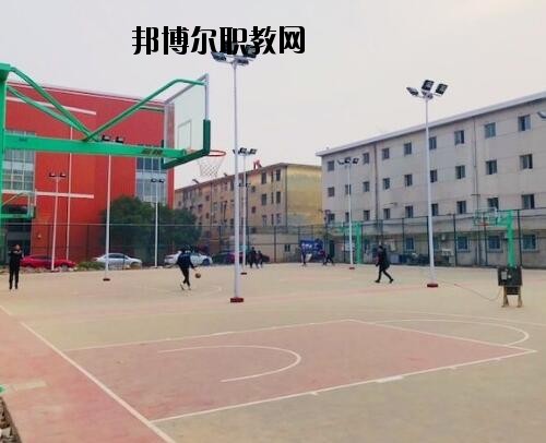 新鄉(xiāng)工業(yè)學校怎么樣、好不好