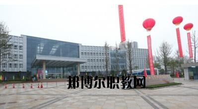 川北醫(yī)學院附屬醫(yī)院護士學校2020年報名條件、招生要求、招生對象