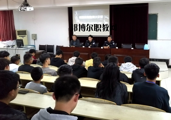 蘇州托普信息職業(yè)技術(shù)學(xué)院怎么樣、好不好