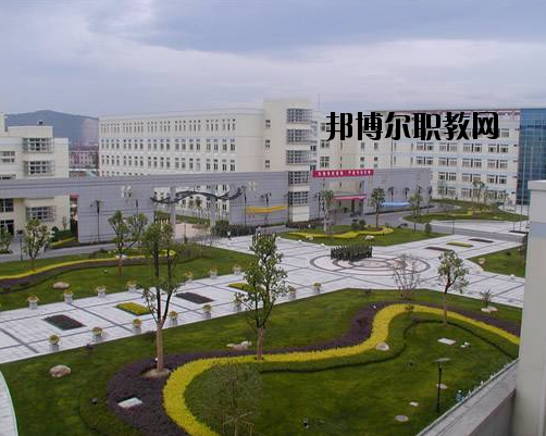 河南永城中等專業(yè)學校2021年報名條件、招生要求、招生對象