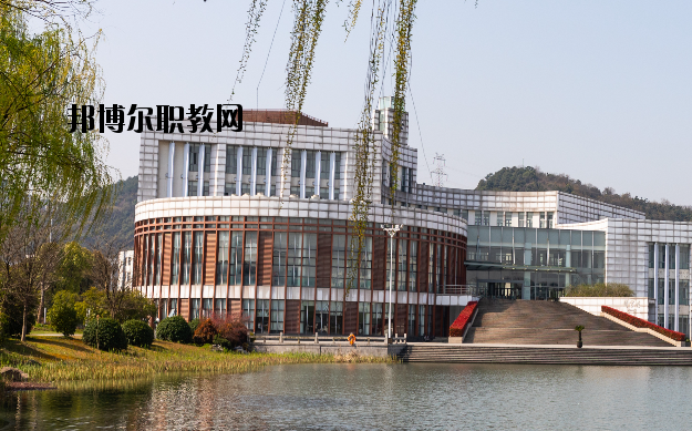 蘇州經(jīng)貿(mào)職業(yè)技術學院怎么樣、好不好