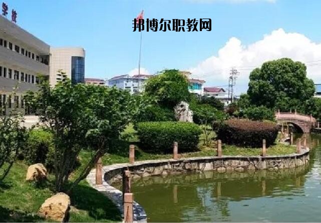 寧海縣雙林職業(yè)學校2020年招生辦聯(lián)系電話