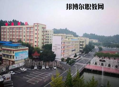 宜賓敘州區(qū)高場職業(yè)技術(shù)學校學校怎么樣