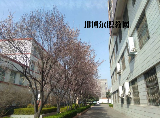 河南平頂山外國語學校怎么樣、好不好