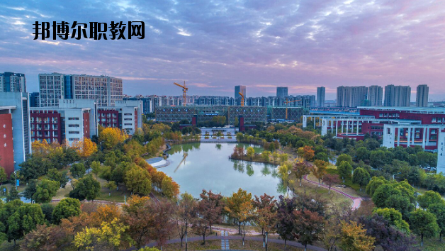 南京交通職業(yè)技術(shù)學(xué)院怎么樣、好不好