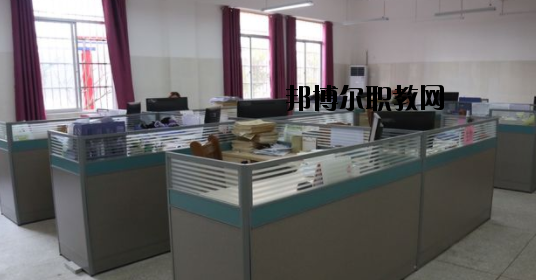 興業(yè)中等職業(yè)技術學校怎么樣、好不好