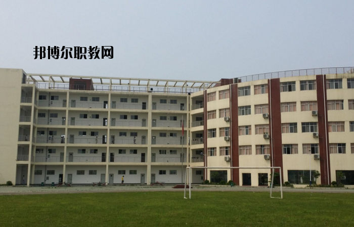 湖北前程交通職業(yè)技術(shù)學校1