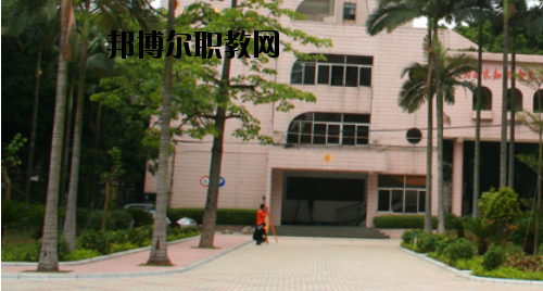 廣州建筑工程職業(yè)學(xué)校2020年報名條件、招生要求、招生對象