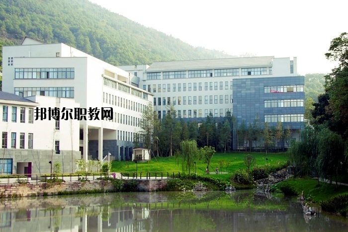 京山職教中心怎么樣、好不好