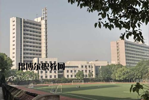 南充工業(yè)職業(yè)技術(shù)學(xué)校2020年報(bào)名條件、招生要求、招生對(duì)象