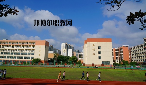 安徽建工技師學(xué)院2020年學(xué)費(fèi)、收費(fèi)多少
