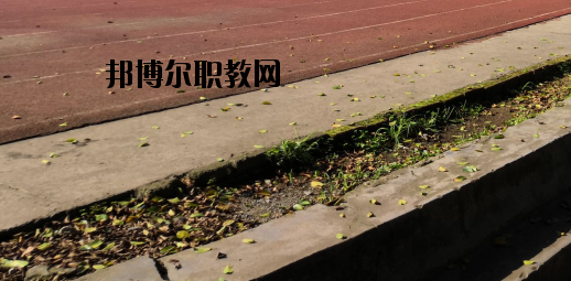 梧州服裝職業(yè)技術學校網(wǎng)站網(wǎng)址 