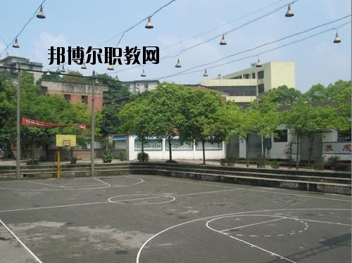 內江求是職業(yè)技術學校地址在哪里