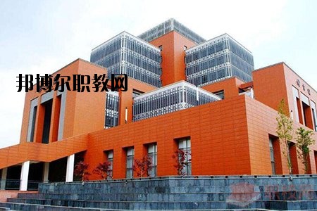 綿竹職業(yè)中專學校2020年報名條件、招生要求、招生對象