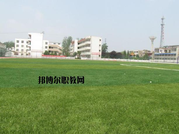 阜陽經(jīng)貿(mào)旅游學(xué)校2020年報(bào)名條件、招生要求、招生對象