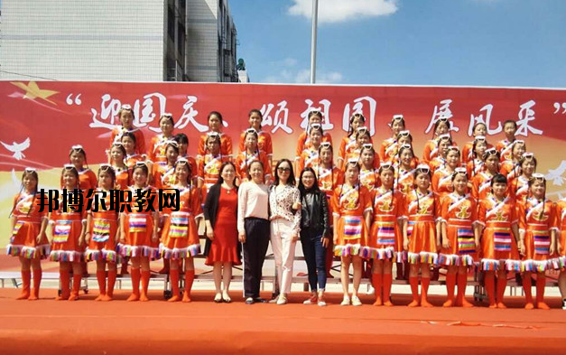 阜陽現(xiàn)代職業(yè)教育學(xué)校2020年報(bào)名條件、招生要求、招生對(duì)象