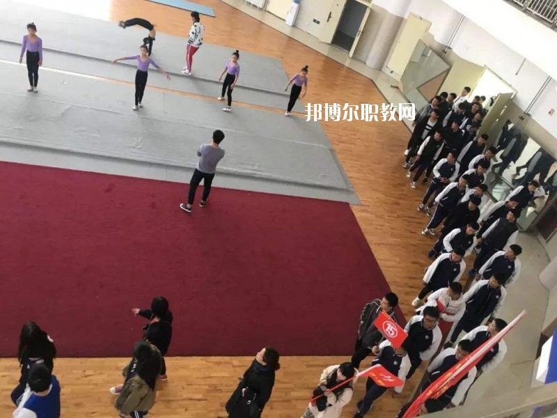 濮陽雜技藝術(shù)學(xué)校2021年學(xué)費(fèi)、收費(fèi)多少