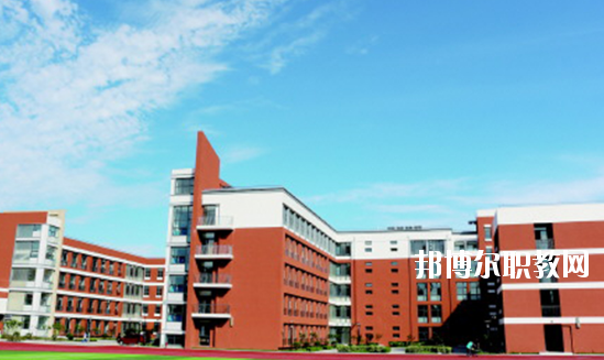 湛江湛港職業(yè)技術(shù)學(xué)校怎么樣、好不好