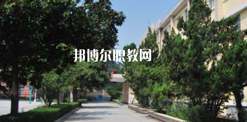 陜西藍天民航技師學(xué)院2020年報名條件、招生要求、招生對象