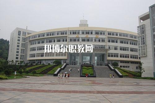 四川建筑技工學校2020年報名條件、招生要求、招生對象