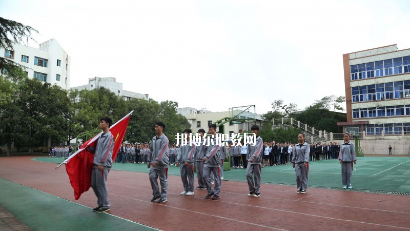 夏邑第一中等專業(yè)學校2021年招生辦聯(lián)系電話