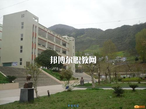 西昌交通技工學校2020年報名條件、招生要求、招生對象