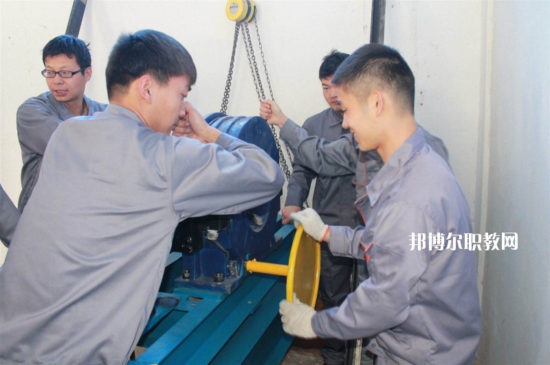 鄭州廣志職業(yè)技術(shù)中等專業(yè)學(xué)校2021年學(xué)費(fèi)、收費(fèi)多少