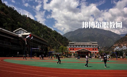 四川石棉職業(yè)高級(jí)中學(xué)2020年報(bào)名條件、招生要求、招生對(duì)象