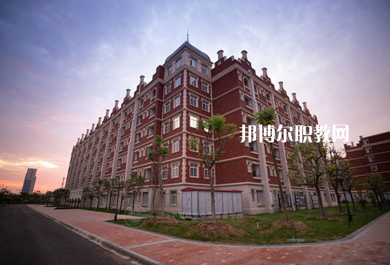 宿州中原航空中等專業(yè)學校2020年招生辦聯系電話
