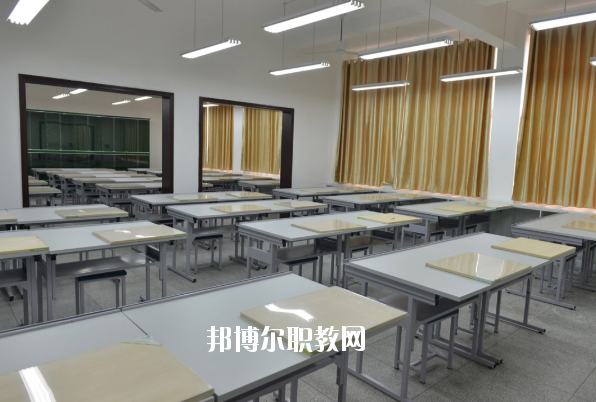 安慶工業(yè)學(xué)校怎么樣、好不好