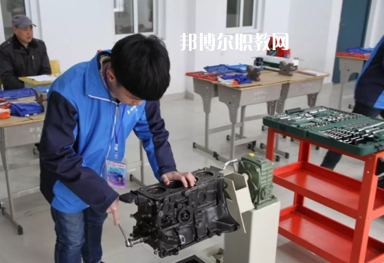 合肥市工程技術(shù)學(xué)校2020年報(bào)名條件、招生要求、招生對象