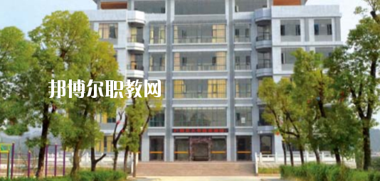 廣西正久職業(yè)學(xué)校怎么樣、好不好