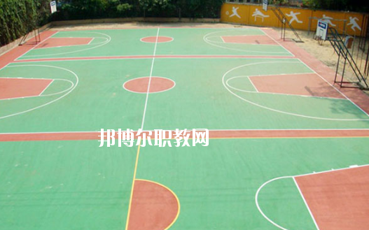 廣州市穗華職業(yè)技術(shù)學(xué)校2020年報名條件、招生要求、招生對象