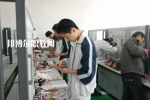 蓬安縣濟(jì)渡職業(yè)中學(xué)2020年報名條件、招生要求、招生對象