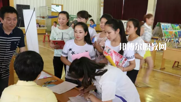 河北省青縣幼兒師范學(xué)校怎么樣、好不好