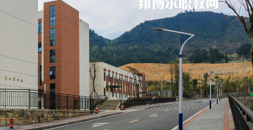 貴州建設(shè)職業(yè)技術(shù)學(xué)院中職部2020年報(bào)名條件、招生要求、招生對(duì)象
