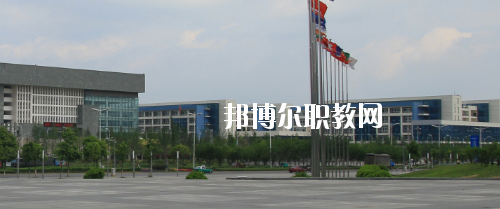 貴陽(yáng)職業(yè)技術(shù)學(xué)院中職部2020年報(bào)名條件、招生要求、招生對(duì)象