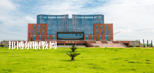 安順職業(yè)技術學院(中職部)2020年報名條件、招生要求、招生對象