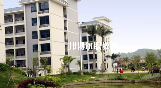 惠州商貿(mào)旅游高級(jí)職業(yè)技術(shù)學(xué)校2020年學(xué)費(fèi)、收費(fèi)多少