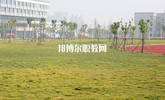 安徽蚌埠技師學(xué)院2020年學(xué)費(fèi)、收費(fèi)多少