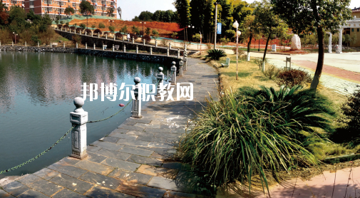 江西2020年好一點(diǎn)的鐵路學(xué)校大專學(xué)校