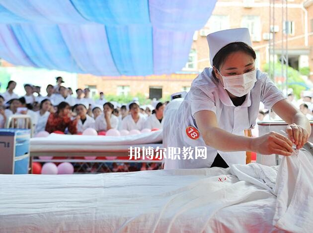 重慶2020年哪個學校有衛(wèi)校