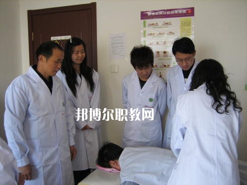 四川2020年衛(wèi)校是中專(zhuān)還是大專(zhuān)