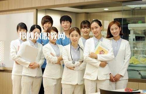 四川2020年男生上衛(wèi)校學(xué)什么專業(yè)好